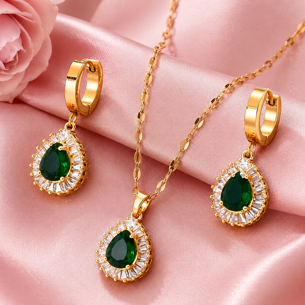 Green Teardrop Necklace & Earring Set