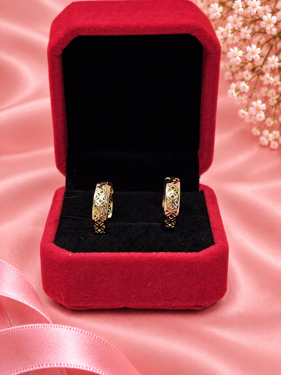 18K Gold Filled Cutout Huggie Hoop Earrings 1cm | Hypoallergenic